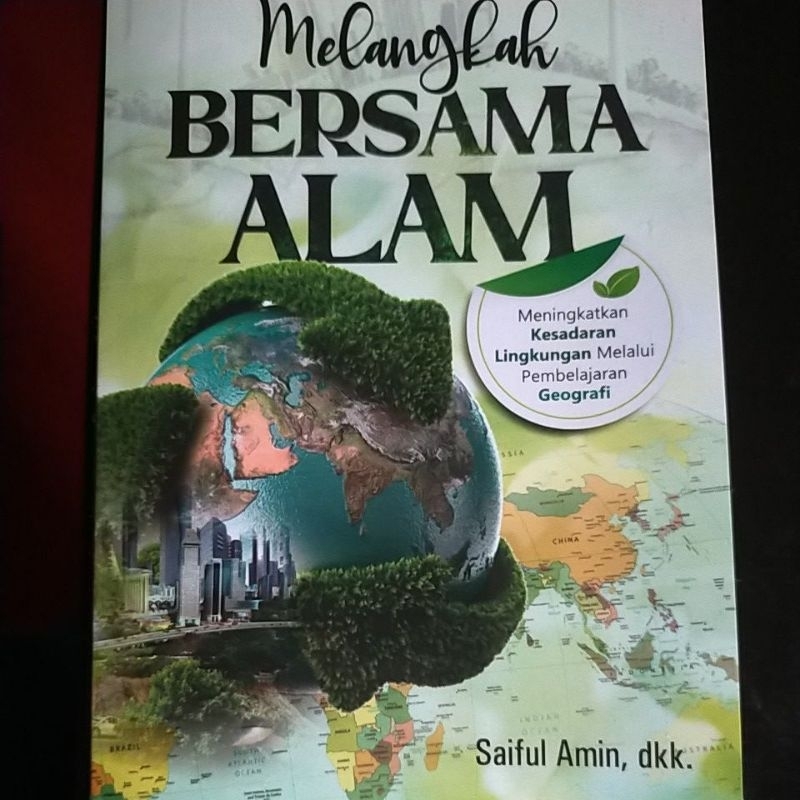 melangkah bersama alam, meningkatkan kesadaran lingkungan melalui pembelajaran geografi