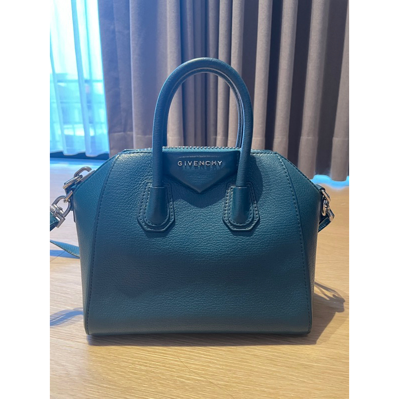 givenchy mini antigona preloved