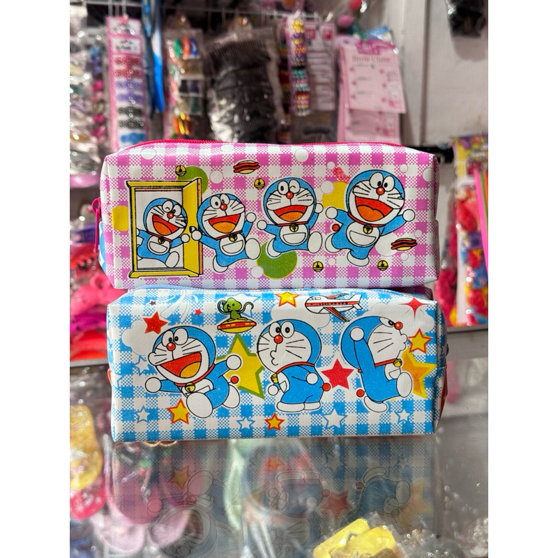 

KOTAK PENSIL Doraemon Tempat Pensil Karakter Motif Pencil Case