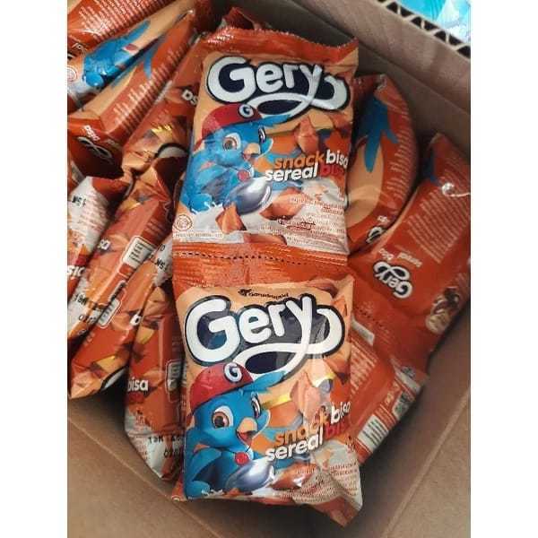 

GERY WAFER ROLL BANTAL 1 Renceng Isi 10pcs Snack Sereal