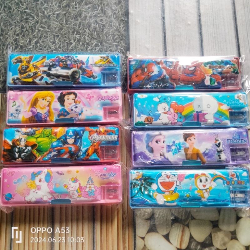 

TEMPAT PENSIL + RAUTAN