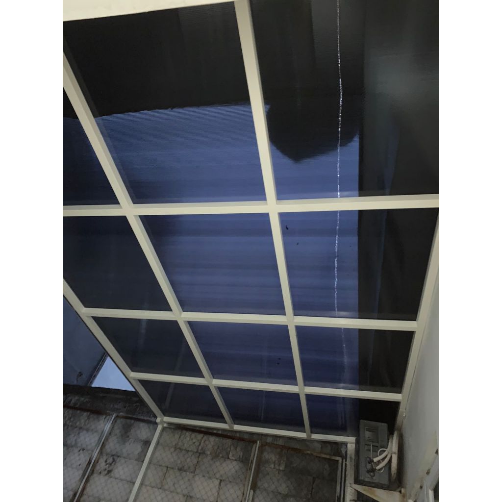 kanopi minimalis bahan atap polycarbonate