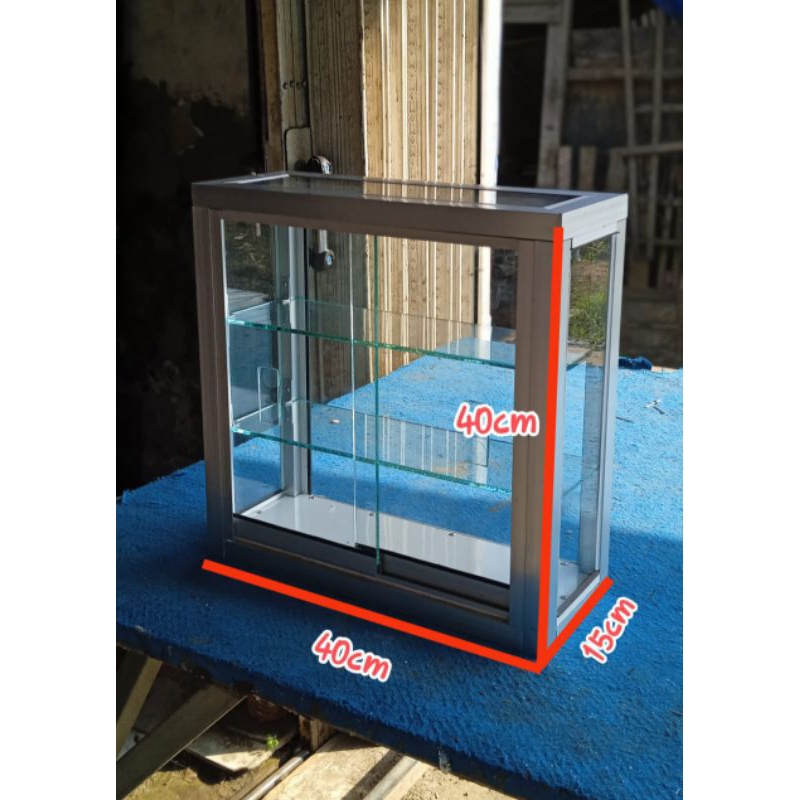 etalase mini/etalase kecil 40x15x40 cm (PxLxT)