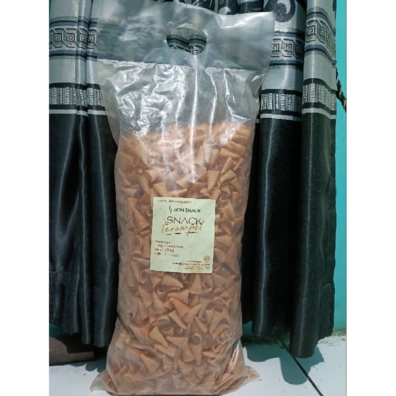 

SNACK TEROMPET PEDAS/MANIS 1kg/2kg/3kg