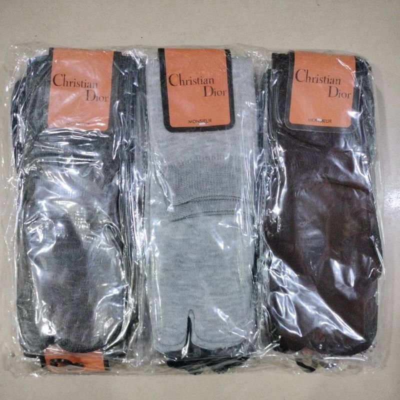 KAOS KAKI MERK CHISTIAN DIOR