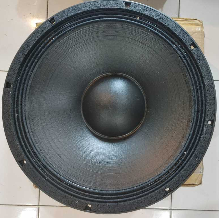 Speaker 15" Inch Martin Audio England London, Speaker Komponen 5" Inch Martin Audio Original Made In