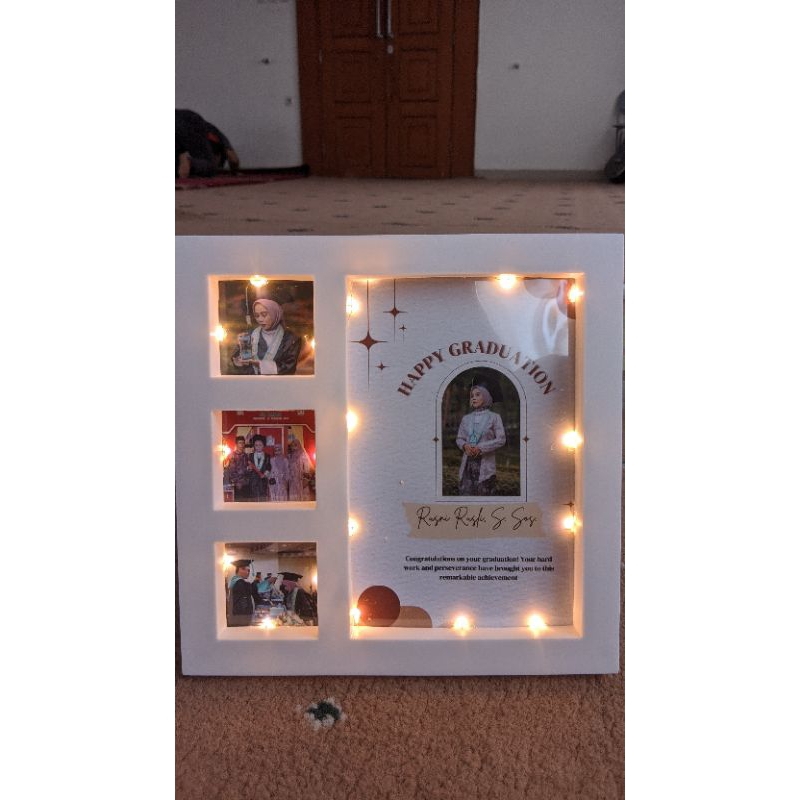Bingkai foto 3D - Kado wisuda - dengan lampu/tanpa lampu
