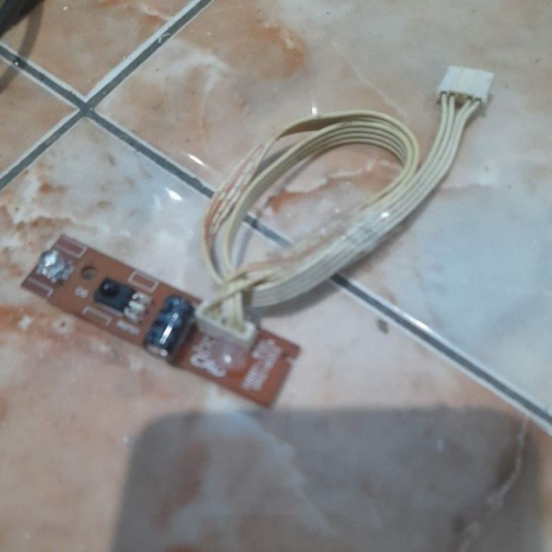 Sensor tv led POLYTRON untuk 22 inch sd 24 inch soket pendek
