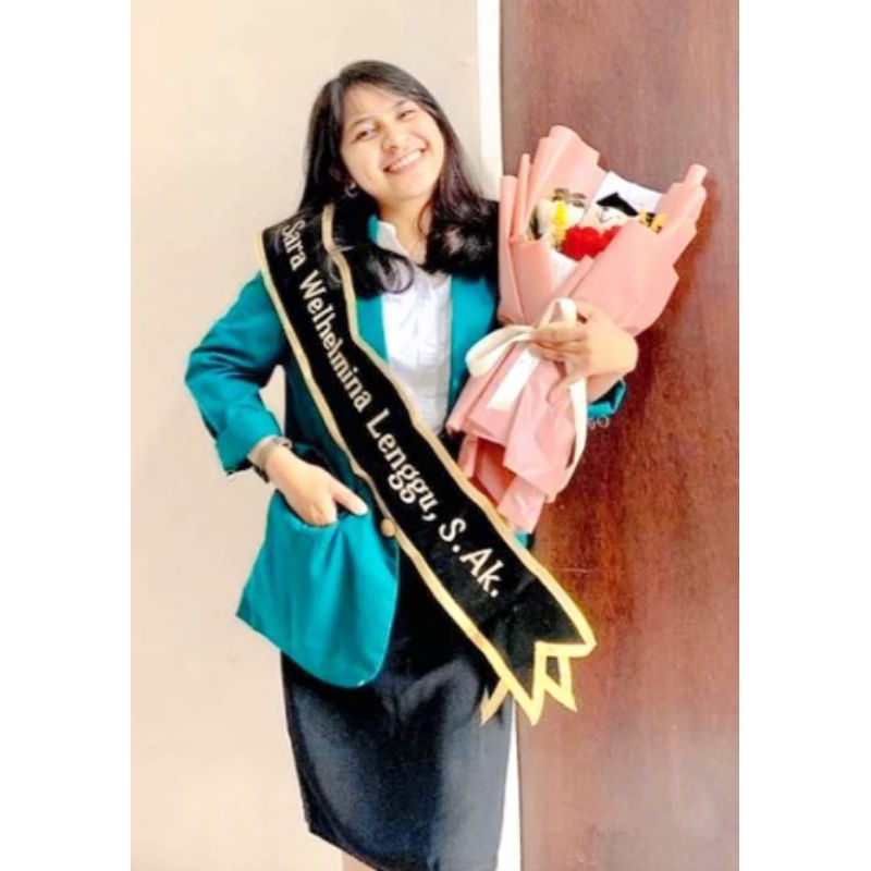 SELEMPANG BORDIR WISUDA SELEMPANG KAIN BLUDRU + NAMA