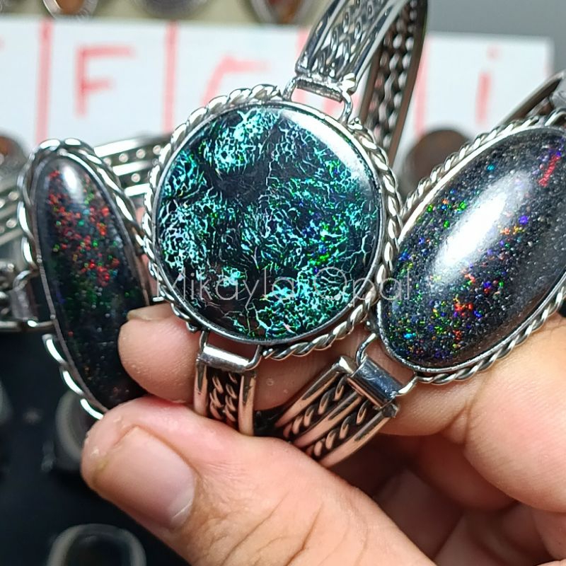 Gelang Monel Unik Batu Kalimaya Boulder Opal Australia Corak Jarong Unik