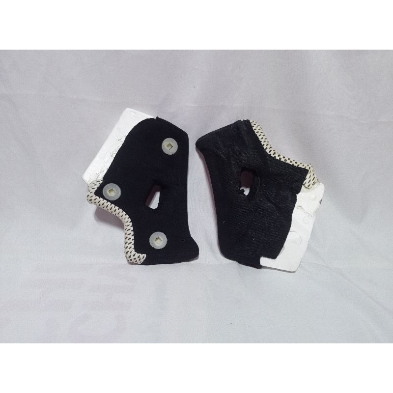 Dudukan Busa Pipi Helm Kyt C4 Original