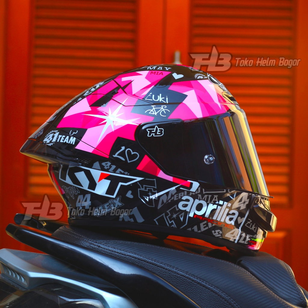 KYT TT Course Espargaro Black 2021 repaint visor DARKSMOKE spoiler 3D SMOKE moutpad SMOKE