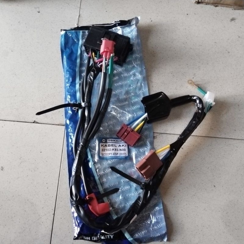 kabel aki tokaido scoopy esp 2017/kabel body bagian accu aki scoopy esp 2017