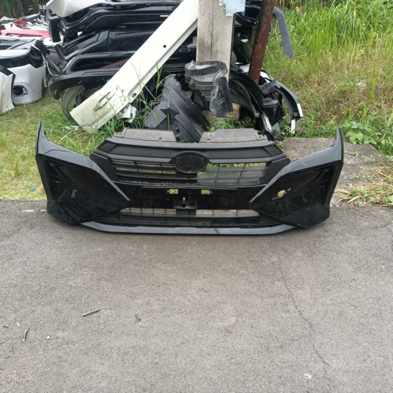 Bemper Bumper depan Ayla 2023 2024