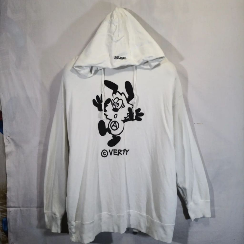SWEATER HOODIE UNIQLO X VERDY, SIZE XL (SECOND BRANDED) PUTIH, HD0036