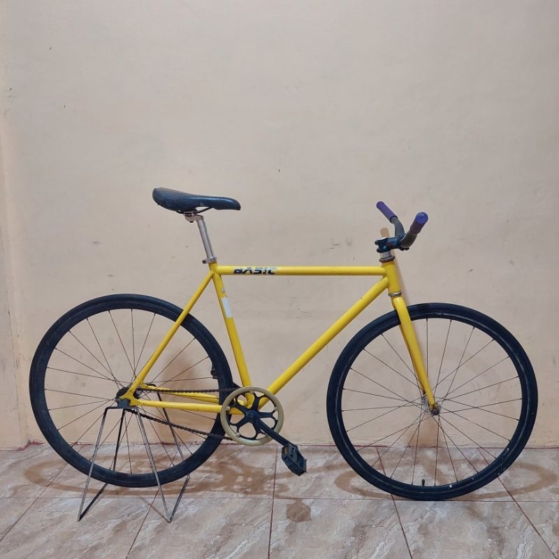 sepeda fixie basic airwalk