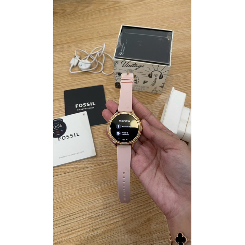 FOSSIL GEN 5E PRELOVED LIKE NEW