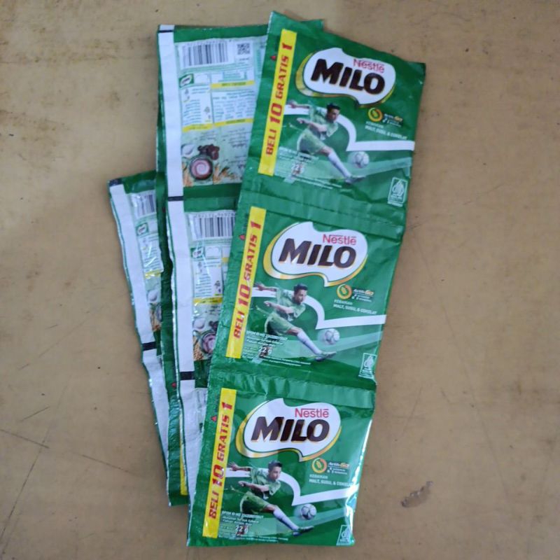 

Milo Sachet 1 renceng isi 10 bonus 1 22gr