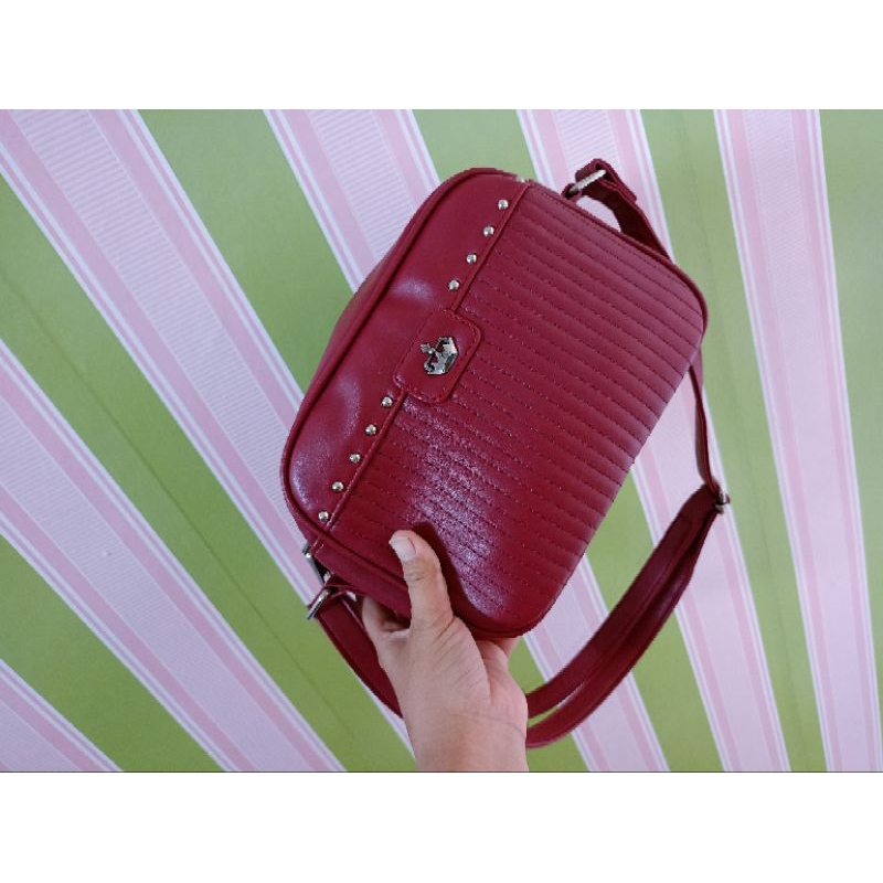 Tas Merah Sophie Martine