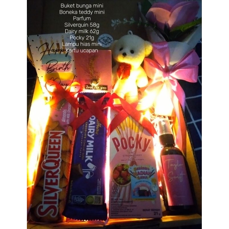 

Hampers snack kado ulang tahun box coklat