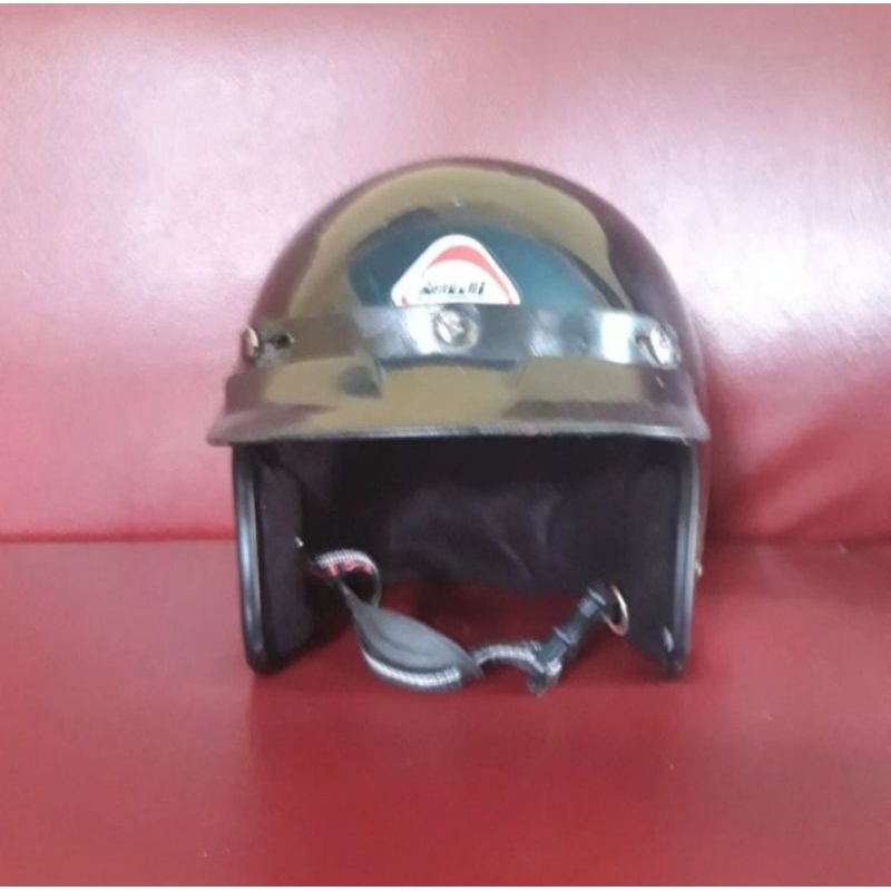 helm jadul kiwi 895