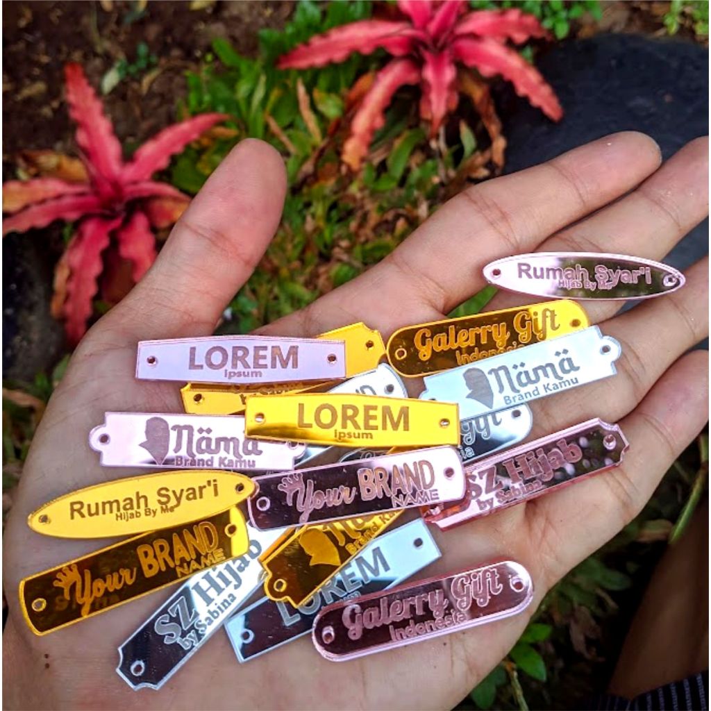 

Label Hijab Label Akrilik Label Brand Akrilik Custom Label Hijab Akrilik Label Baju Merk Logo Brand Logo Jilbab Kerudung