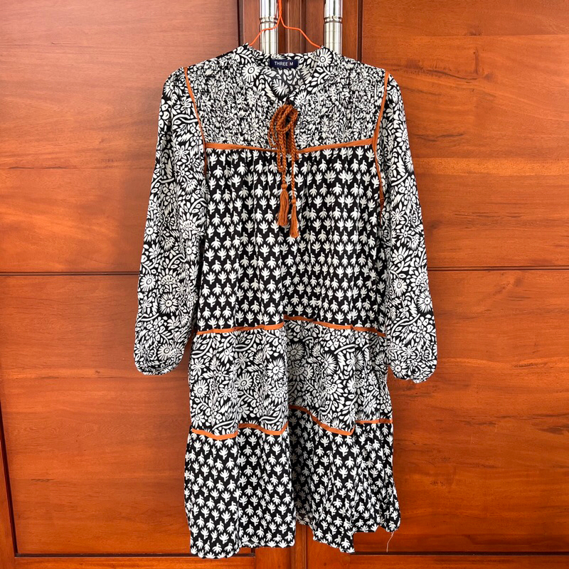 MOLDOVA LONG SLEEVE DRESS BY THREE M