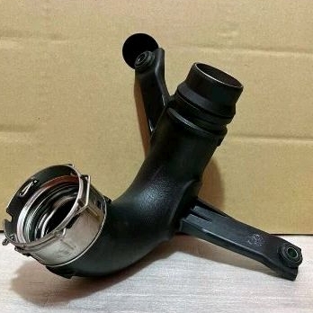 Selang Turbo Pipa Hose Tube Air No.1 Intercooler Innova Reborn/Fortuner VRZ/Hilux Revo(Original)No p