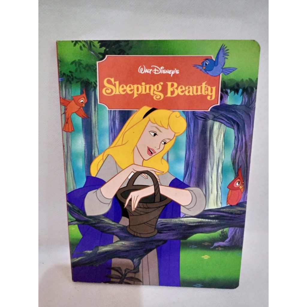 BUKU DISNEY SLEEPING BEAUTY. CARD BOARD BOOK