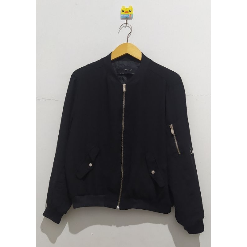 jacket Bomber ZARA Hitam pekat size M 100ORI (mulus bgt)