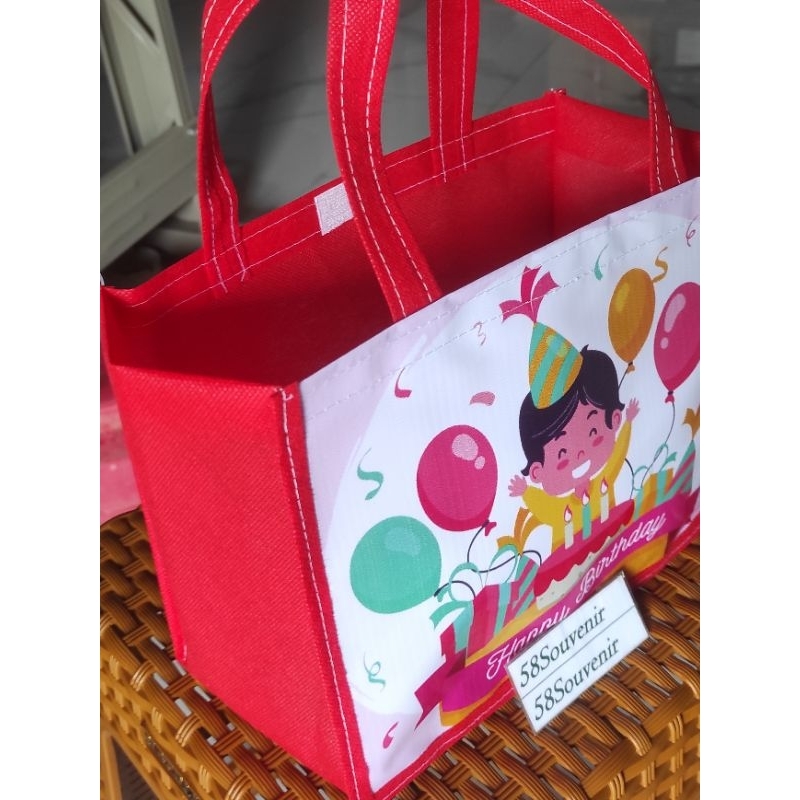 

cod Tas pesta ulang tahun tas anak tas ultah tas kado tas souvenir P25Cm T20Cm L13Cm A0013
