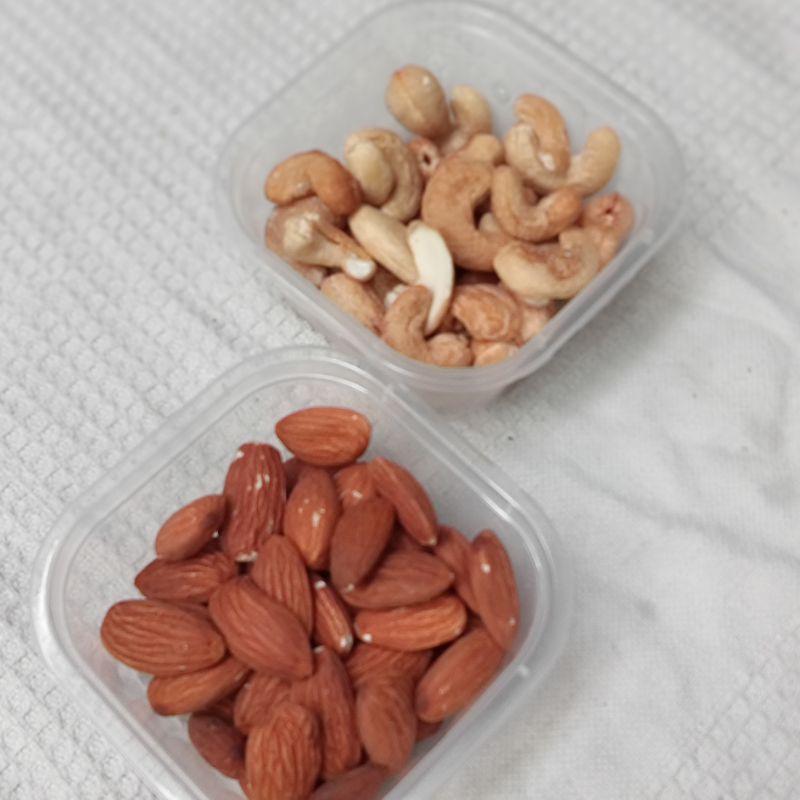 

Nuts Kacang 50 g Almond Cashew Mede Extra Topping Muesli