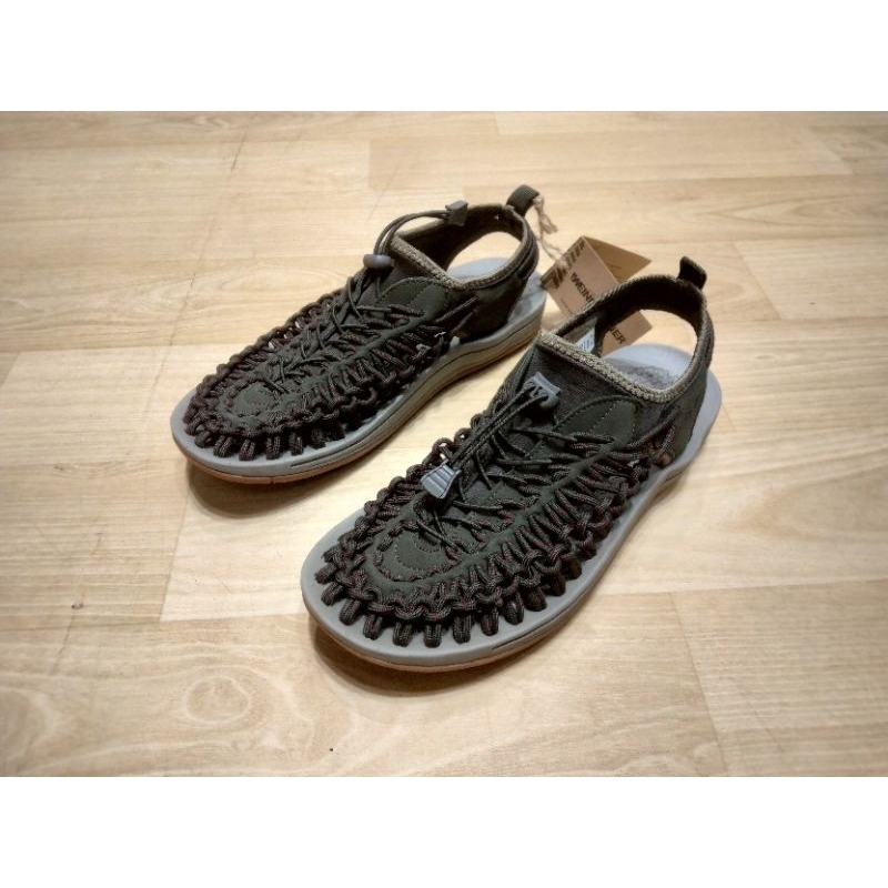 Sepatu Sandal Pria Bata Weinbrenner Terbaru Bahan Rajut Awet Warna Biru dan Hijau