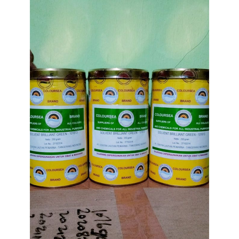 

pewarna minyak coloursea 101613 green