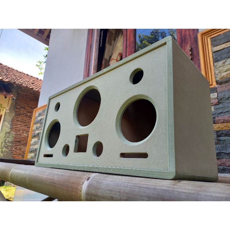 Box speaker Custom 5-6 inch