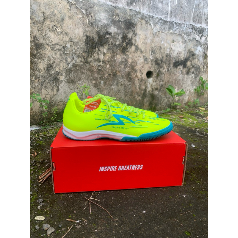 SPECS Lightspeed Reborn IN safety yellow/crescent green