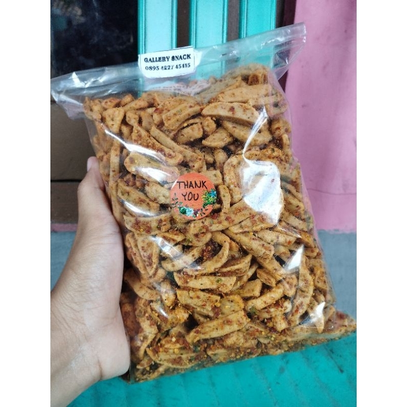 

Basreng pedas daun jeruk