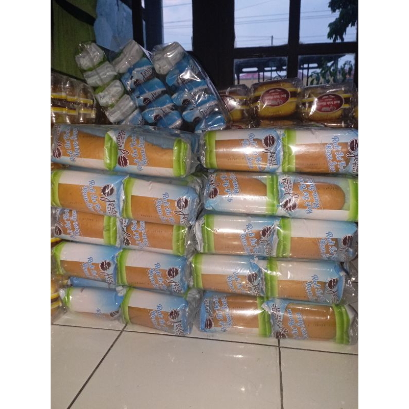 

roti krim susu Jordan bakery/roti jordan enak lembut isi 10pcs