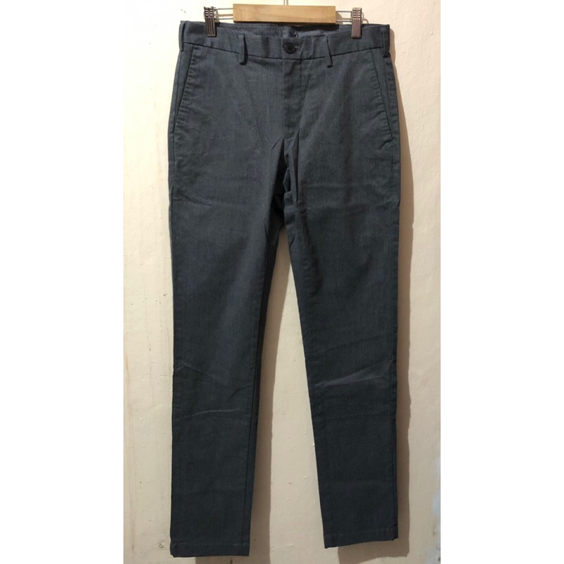 Preloved Celana Kerja Bahan Pria Uniqlo