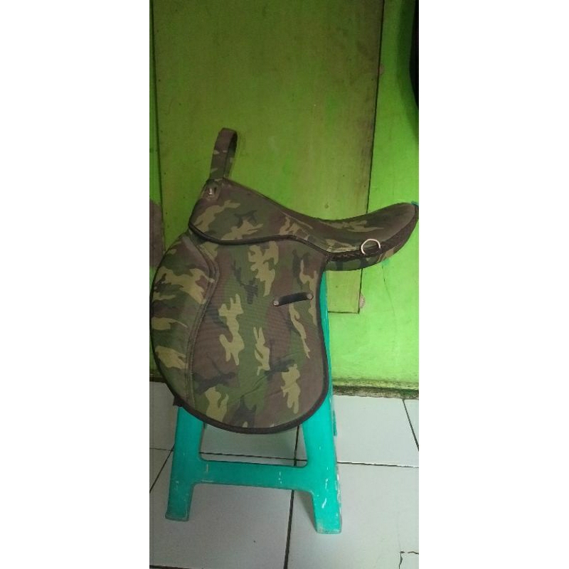 pelana/plana kuda/sela kuda
