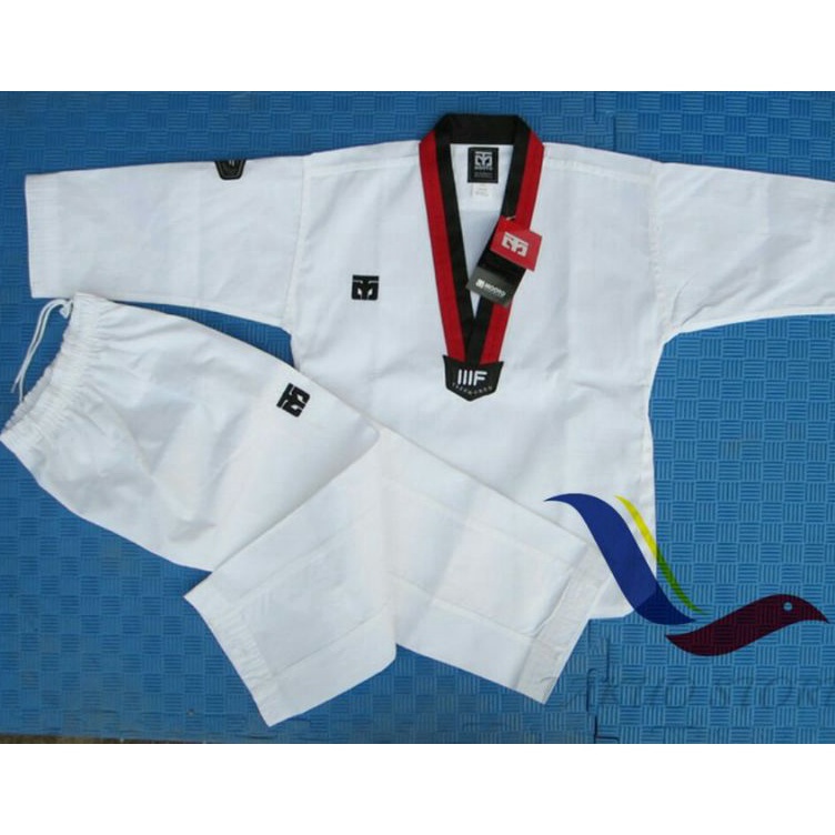 KODE S28H DOBOK MOOTO IIIF  SERAGAM TAEKWONDO MOOTO IIIF