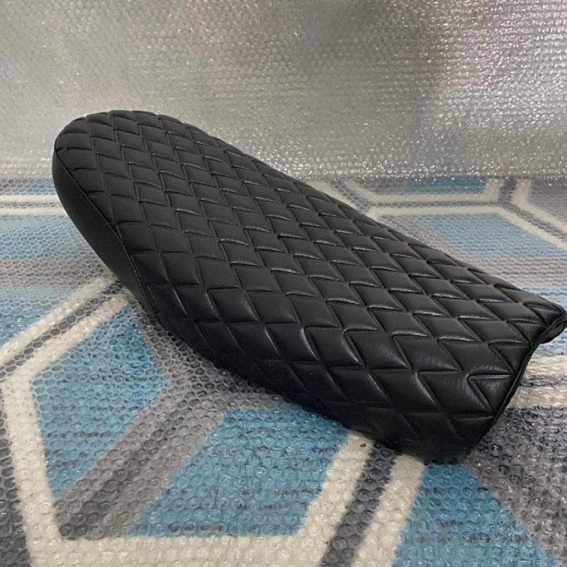 Kualitas terbaik] Jok Kawasaki W175 Custom Scrambler PNP