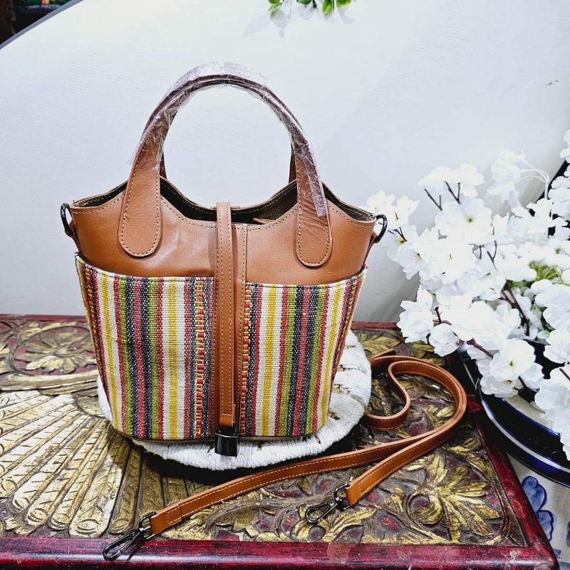 MAWAR BAG, TAS TENUN ASLI NTT KOMBINASI KULIT ASLI, HANDBAG ETNIK, HANDBAG TENUN