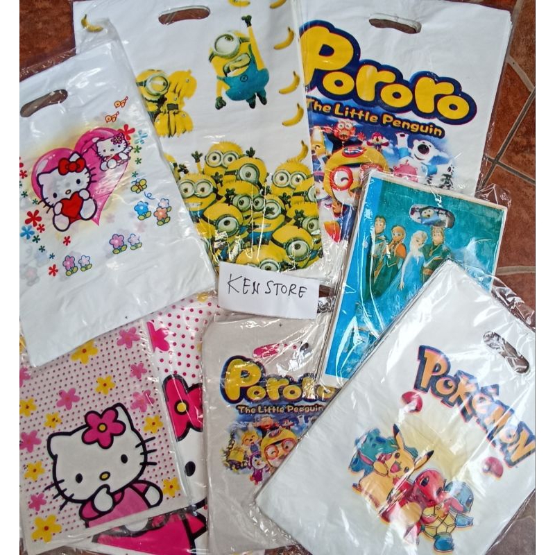 

Plastik Bingkisan Ulang Tahun Souvenir Motif Kartun 15-30Cm