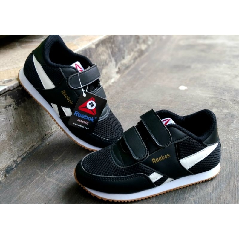 SEPATU SNEAKERS ANAK/ SEPATU SEKOLAH ANAK KRETEK HITAM PUTIH REEBOK KIDS
