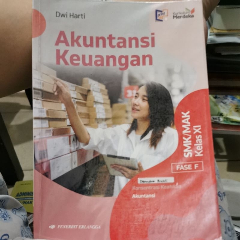 

Buku Akuntansi Keuangan kurikulum merdeka