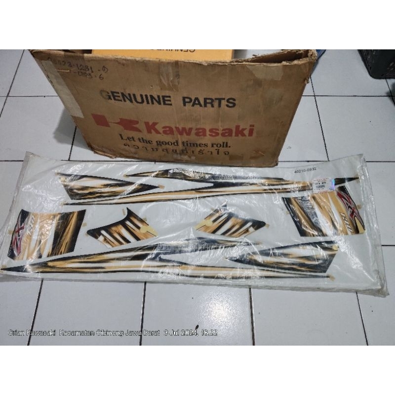 striping kawasaki zx130 kuning-hitam original