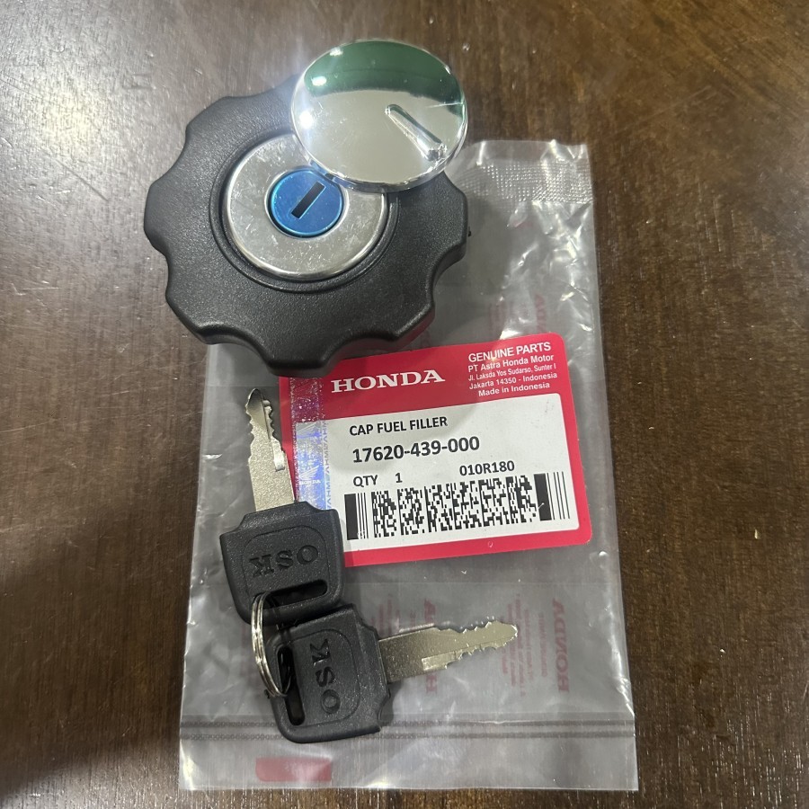 HITAM 439 TUTUP TANGKI BENSIN MOTOR CB 100 CB100 WIN TANK OLD GARASI TENGKI