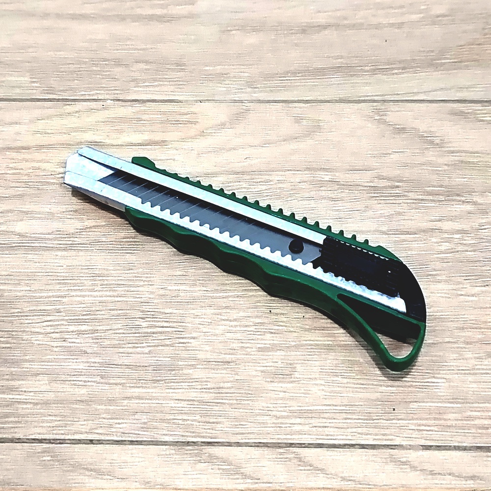 

PISAU CUTTER BESAR L-500 / HANDY CUTTER