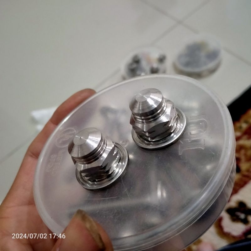 Mur as roda depan Honda mur heng mur topi 17 / M12 stainless handmade